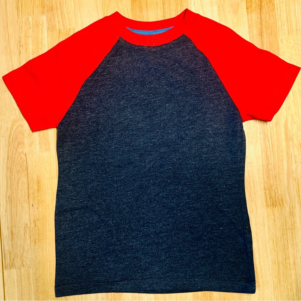 Boys Cat & Jack Red Sleeve Raglan Tee with Charcoal/Dark Blue Body Age 4-5